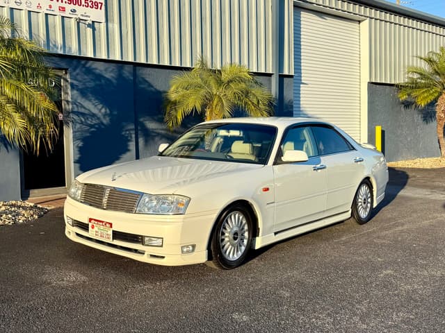 2000 Nissan Cedric JDM car for sale — photo 14 of 22