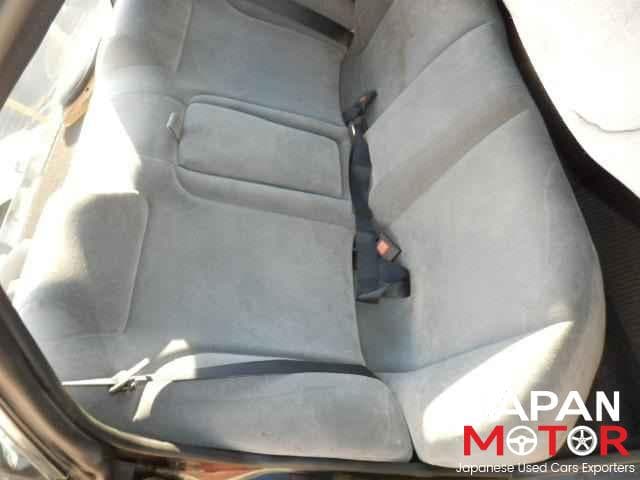 1990 Nissan Skyline JDM car for sale — photo 4 of 10