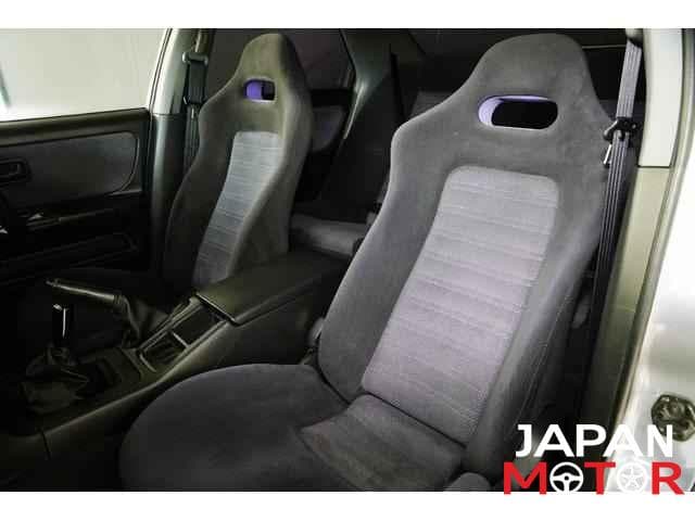 1998 Nissan Skyline JDM car for sale — photo 6 of 7