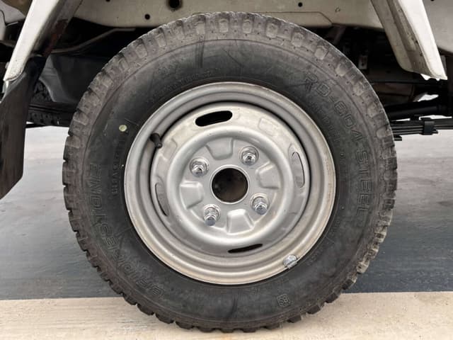 1996 Mitsubishi Minicab JDM car for sale — photo 17 of 25