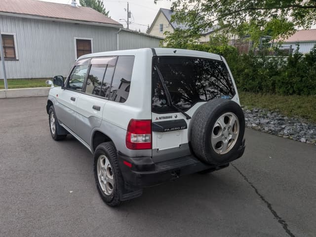 1999 Mitsubishi Pajero JDM car for sale — photo 4 of 18