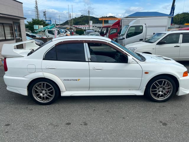 1998 Mitsubishi Lancer Evolution JDM car for sale — photo 6 of 22