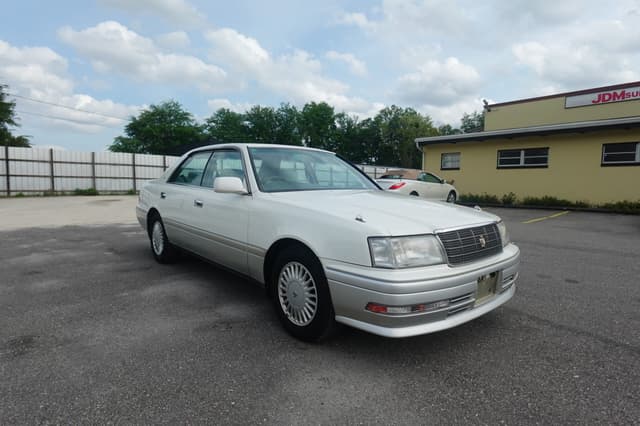 1996 Toyota Crown JDM car for sale — photo 12 of 16