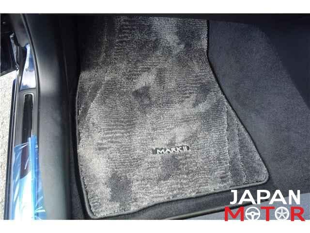 2001 Toyota Mark II JDM car for sale — photo 13 of 16