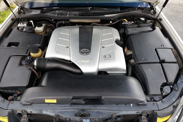2000 Toyota Celsior JDM car for sale — photo 21 of 25
