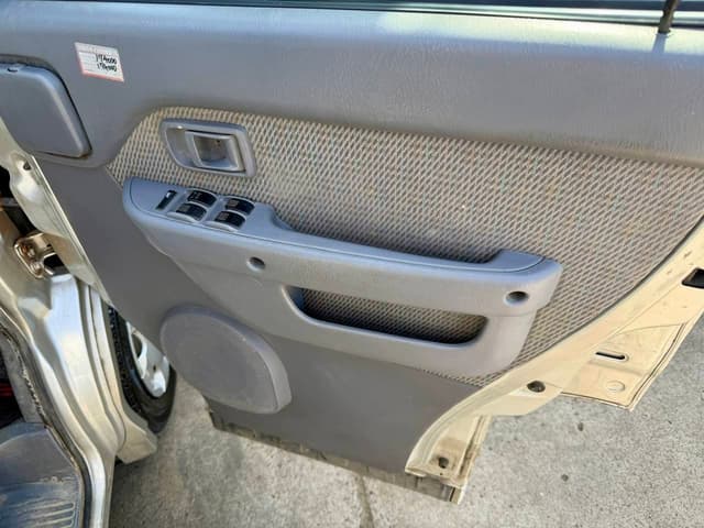 2001 Daihatsu Atrai JDM car for sale — photo 16 of 25