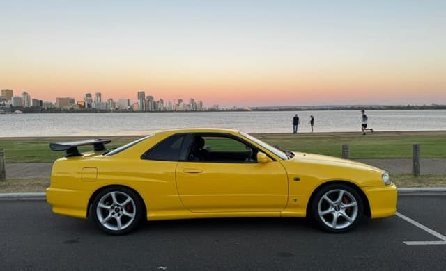 1998 Nissan Skyline JDM car for sale — photo 5 of 22