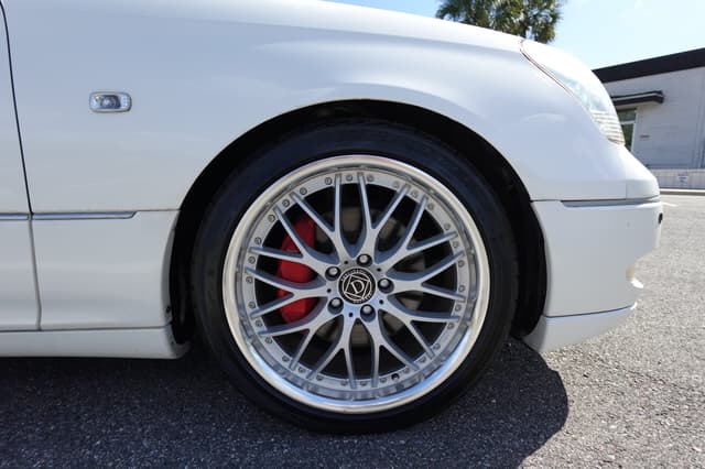 2000 Toyota Celsior JDM car for sale — photo 12 of 18