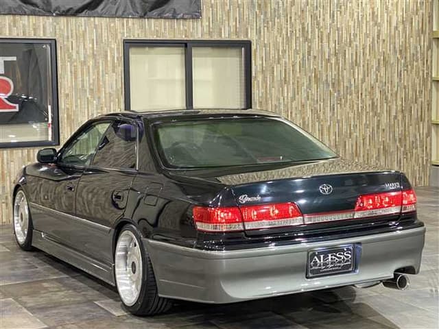 1999 Toyota Mark II JDM car for sale — photo 10 of 25