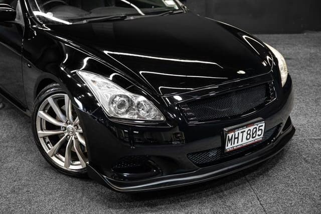 2010 Nissan Skyline JDM car for sale — photo 14 of 20