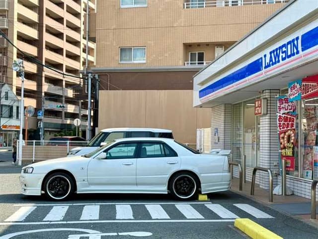 2000 Nissan Skyline JDM car for sale — photo 4 of 16