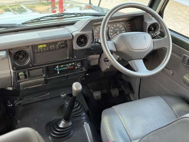 2001 Toyota Land Cruiser JDM car for sale — photo 18 of 25