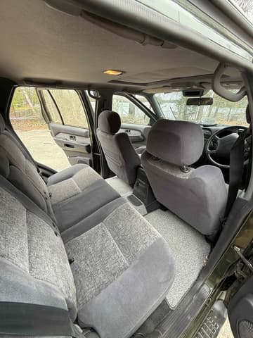 1995 Nissan Terrano JDM car for sale — photo 12 of 14