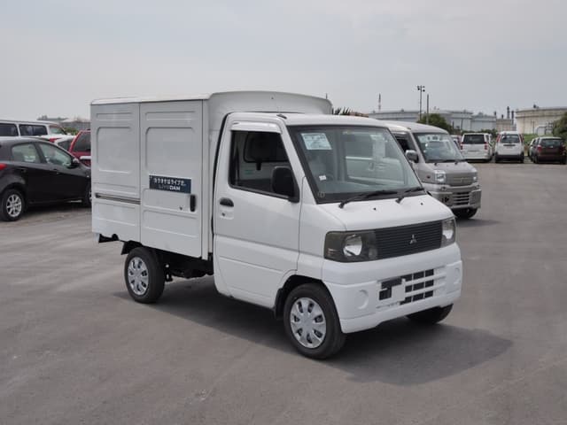 2001 Mitsubishi Minicab JDM car for sale — photo 3 of 25