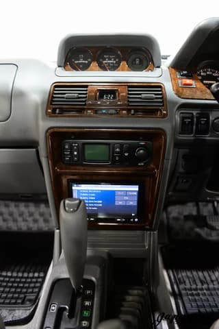1997 Mitsubishi Pajero JDM car for sale — photo 10 of 25