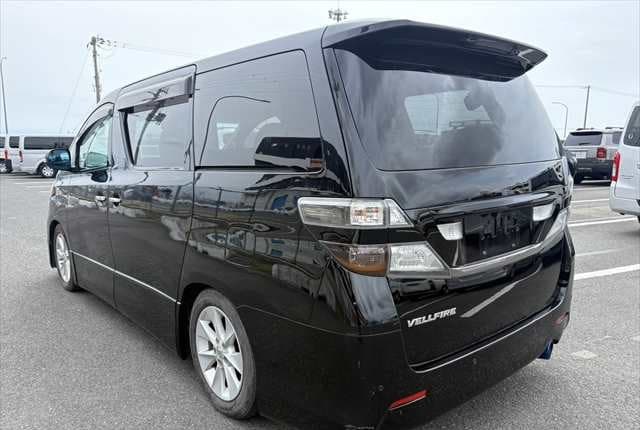 2008 Toyota Vellfire JDM car for sale — photo 2 of 25