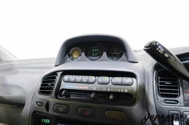 1994 Mitsubishi Delica JDM car for sale — photo 10 of 25
