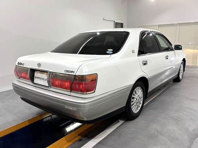 1999 Toyota Crown JDM car for sale — photo 5 of 25
