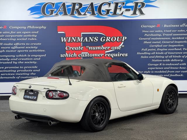 2006 Mazda Roadster (Eunos Roadster / MX-5) JDM car for sale — photo 2 of 25