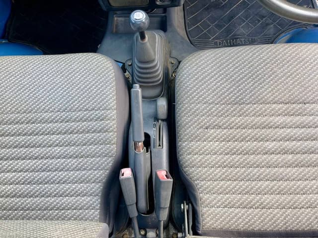 1999 Daihatsu Hijet JDM car for sale — photo 18 of 25