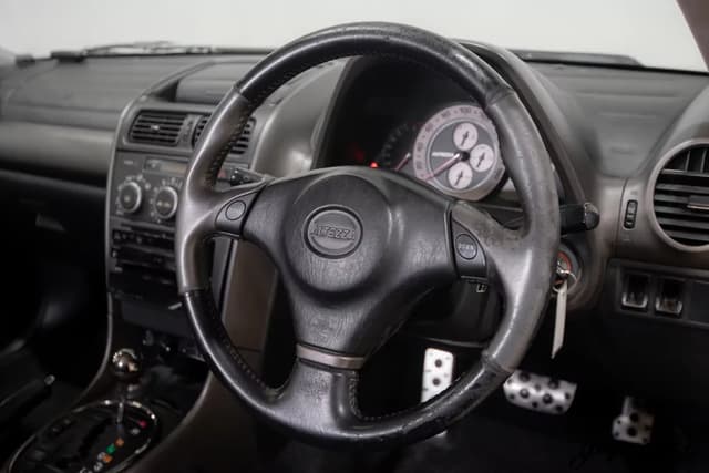 2000 Toyota Altezza JDM car for sale — photo 12 of 25