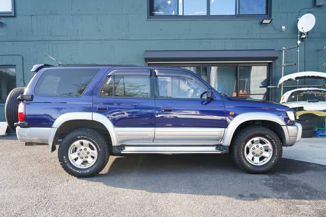 1996 Toyota Hilux Surf JDM car for sale — photo 2 of 20