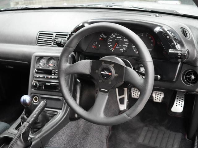1993 Nissan Skyline JDM car for sale — photo 13 of 25