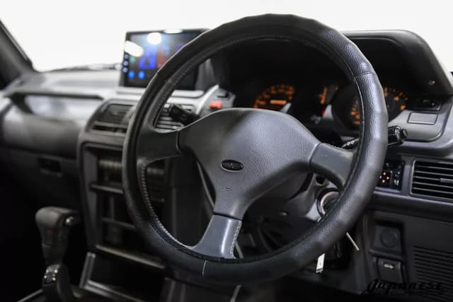 1995 Mitsubishi Pajero JDM car for sale — photo 13 of 25