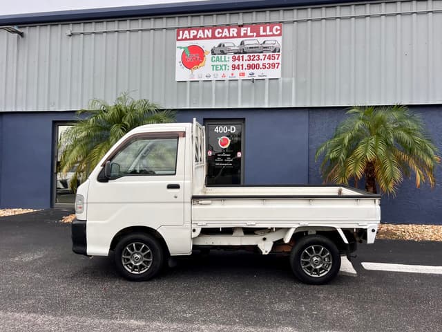 1999 Daihatsu Hijet JDM car for sale — photo 10 of 18