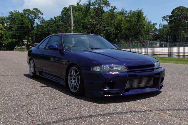 1997 Nissan Skyline JDM car for sale — photo 3 of 17