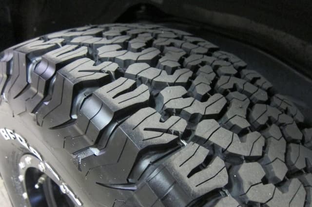 2010 Toyota Fj Cruiser JDM car for sale — photo 11 of 25