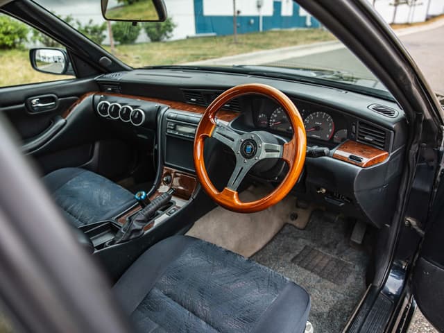1997 Nissan Laurel JDM car for sale — photo 13 of 22