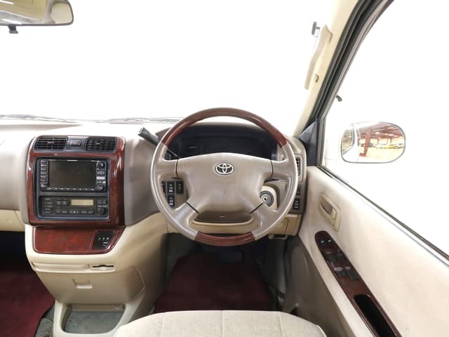 1999 Toyota Grand Hiace JDM car for sale — photo 10 of 25