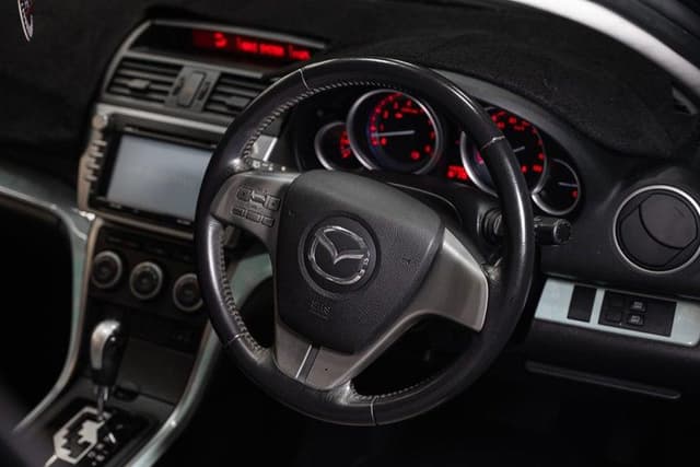 2008 Mazda Atenza JDM car for sale — photo 16 of 20
