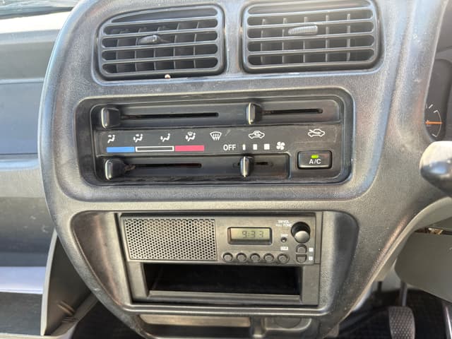 1999 Suzuki Carry JDM car for sale — photo 16 of 25