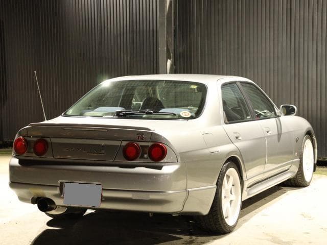1998 Nissan Skyline JDM car for sale — photo 4 of 19