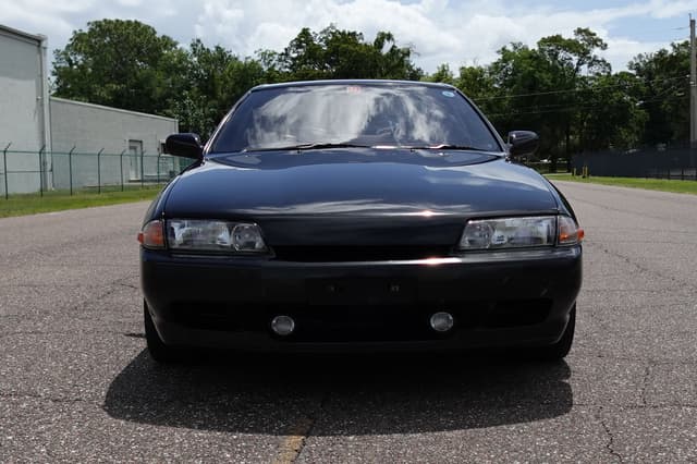 1989 Nissan Skyline JDM car for sale — photo 2 of 20