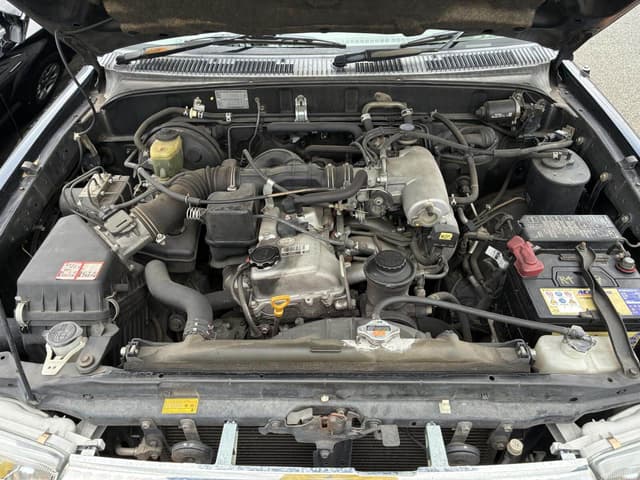 2001 Toyota Hilux Surf JDM car for sale — photo 11 of 11