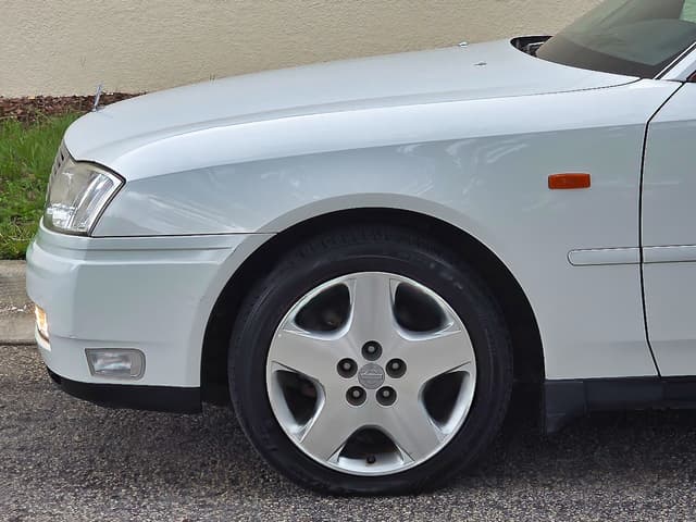 1999 Nissan Cedric JDM car for sale — photo 15 of 22
