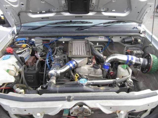 2001 Suzuki Jimny JDM car for sale — photo 18 of 18