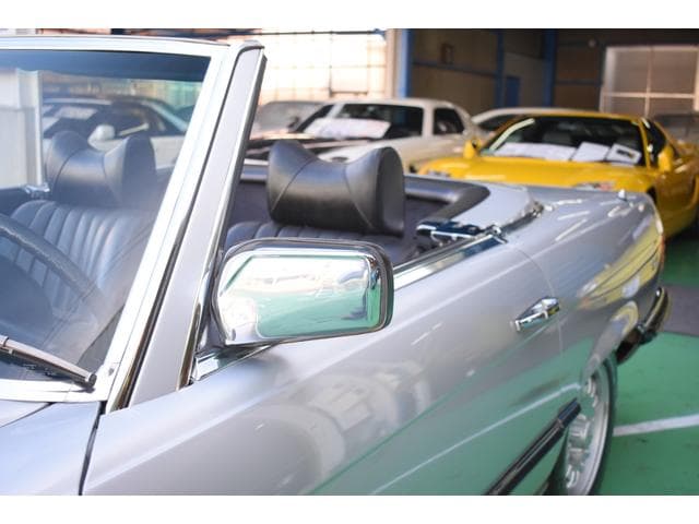 1979 Mercedes-Benz SL-Class JDM car for sale — photo 12 of 25