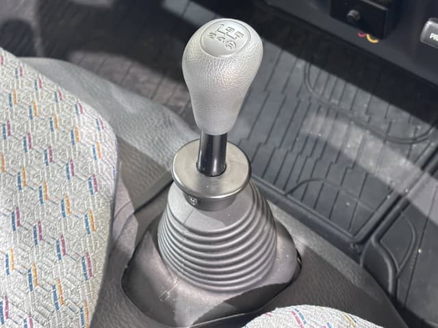 2000 Toyota Dyna JDM car for sale — photo 17 of 25