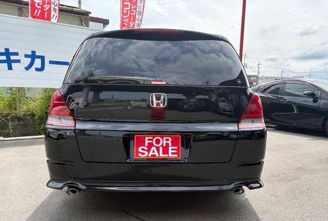 2004 Honda Odyssey JDM car for sale — photo 11 of 20