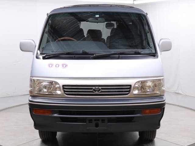 1994 Toyota HiAce JDM car for sale — photo 3 of 25