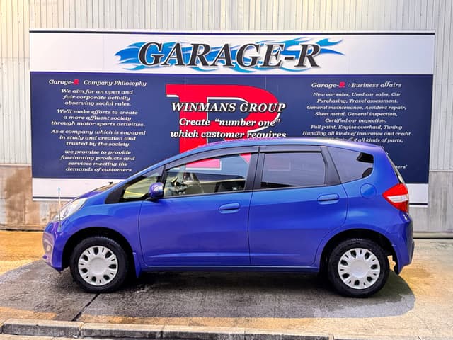 2011 Honda Fit JDM car for sale — photo 13 of 25