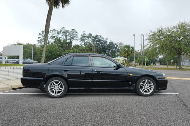 1998 Nissan Skyline JDM car for sale — photo 8 of 13