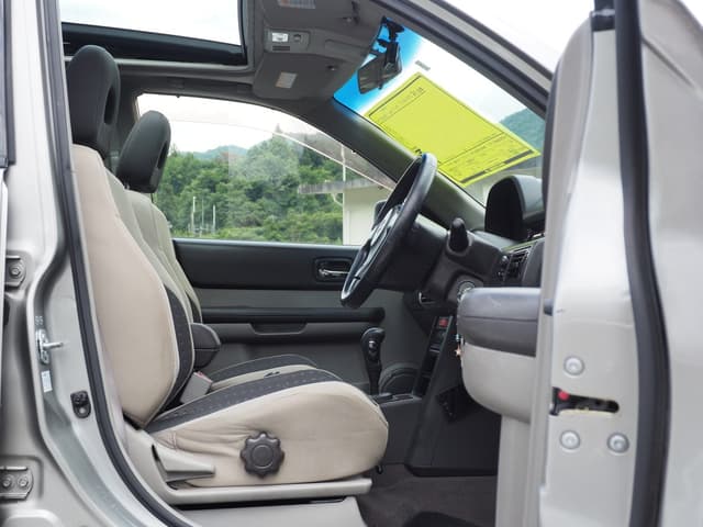 2002 Nissan X Trail JDM car for sale — photo 3 of 18