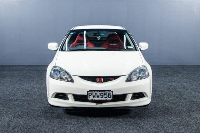 2005 Honda Integra JDM car for sale — photo 9 of 18