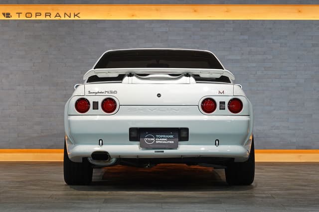 1990 Nissan Skyline JDM car for sale — photo 19 of 25