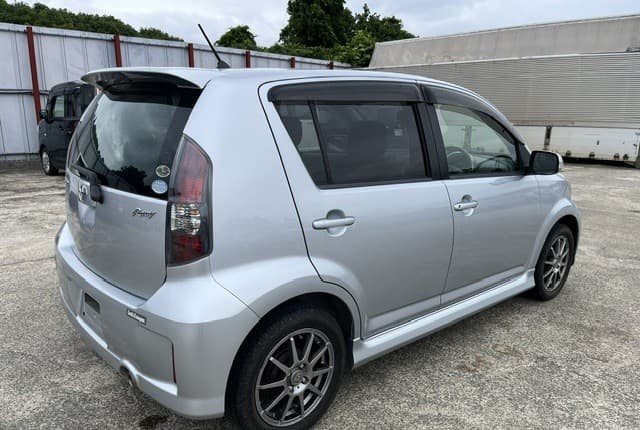 2009 Toyota JDM car for sale — photo 4 of 25
